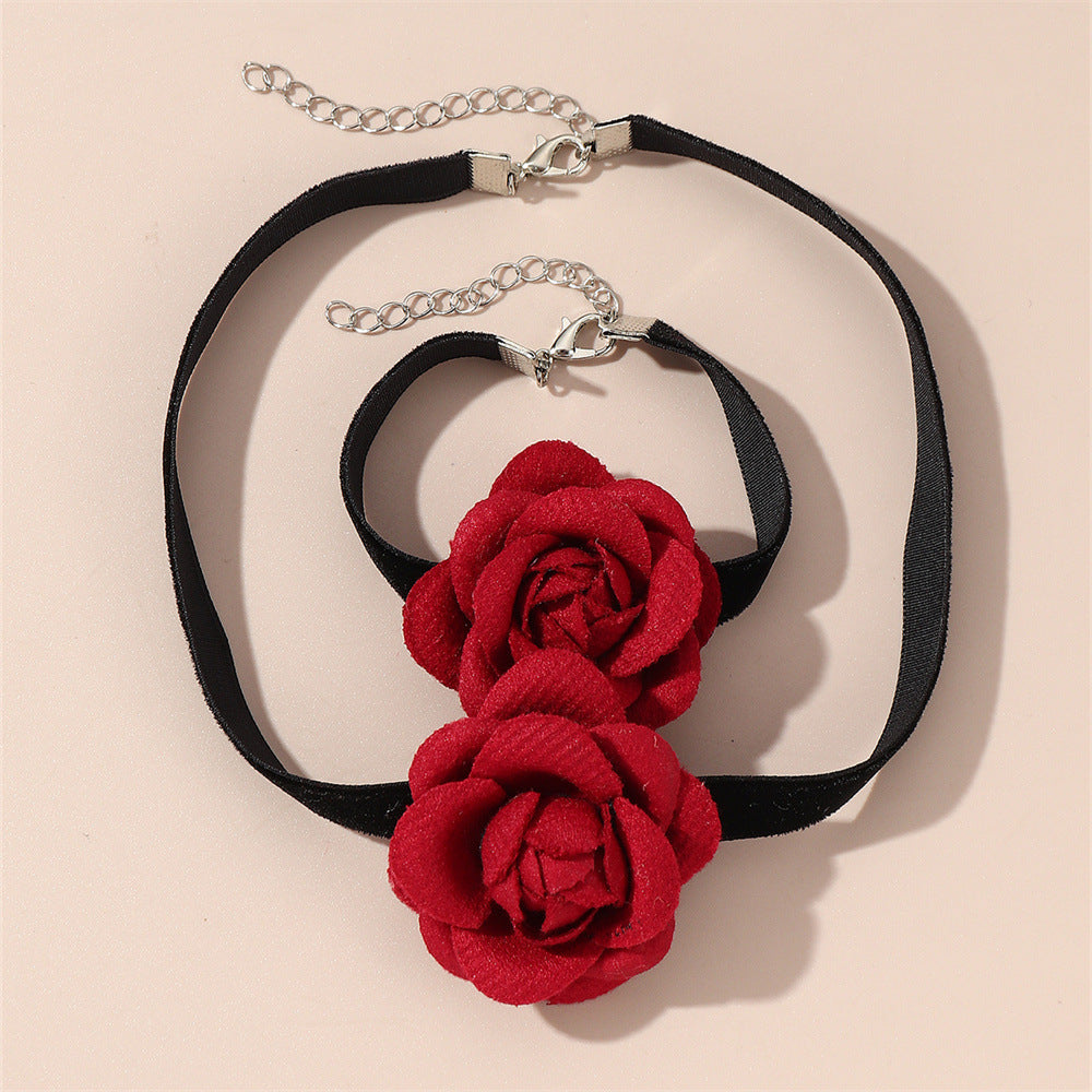Wholesale Retro -style rose necklace and bracelet set